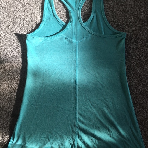 Nike Women’s Dry Fit Tank Top - Picture 2 of 5